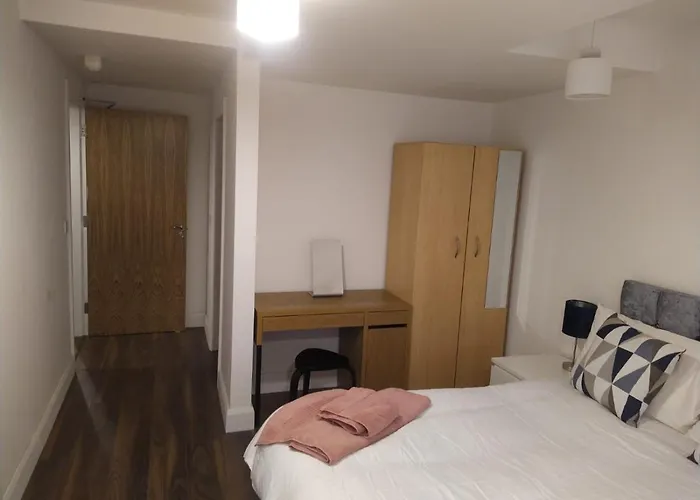 Spacious Two Bedroom City Apartment Longs Place, Dublin 8